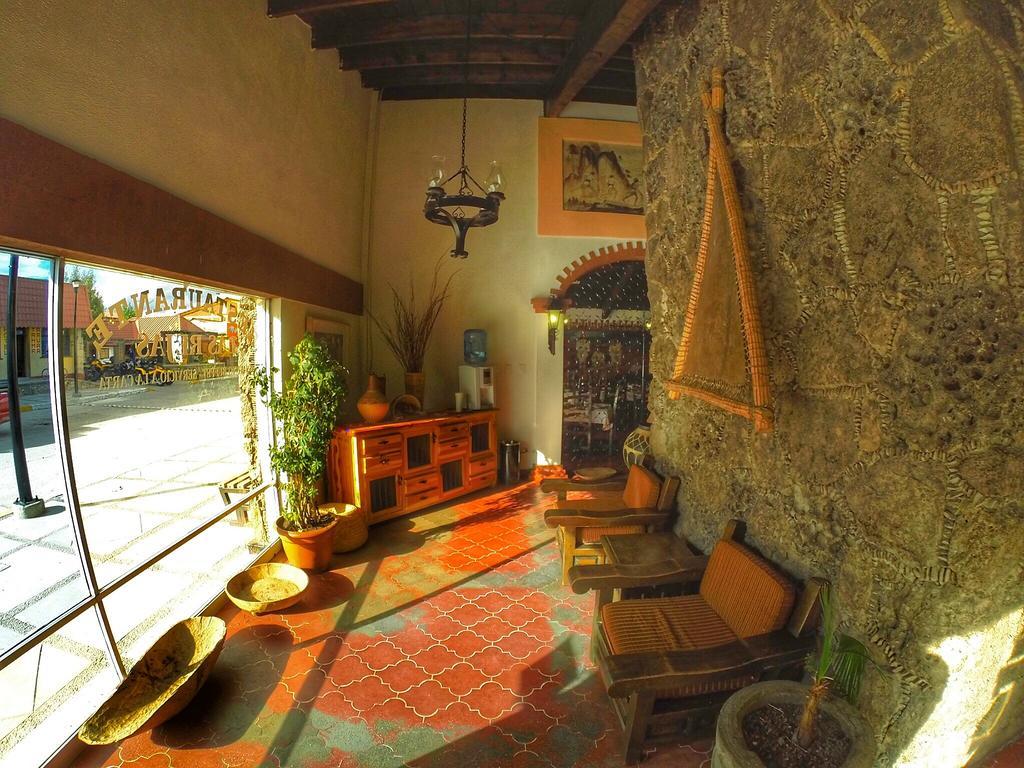 Hotel Parador Santa Cruz كريل المظهر الخارجي الصورة
